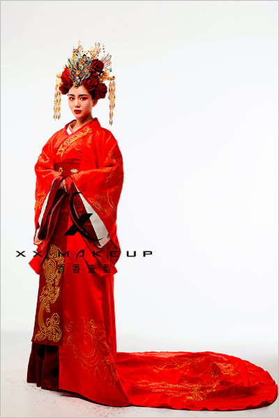 充满古典韵味的中式新娘造型 传承东方之美