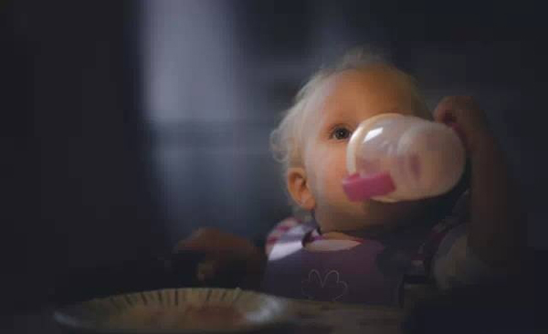 ***儿童摄影Niklas Jumlin 光影里的萌娃们