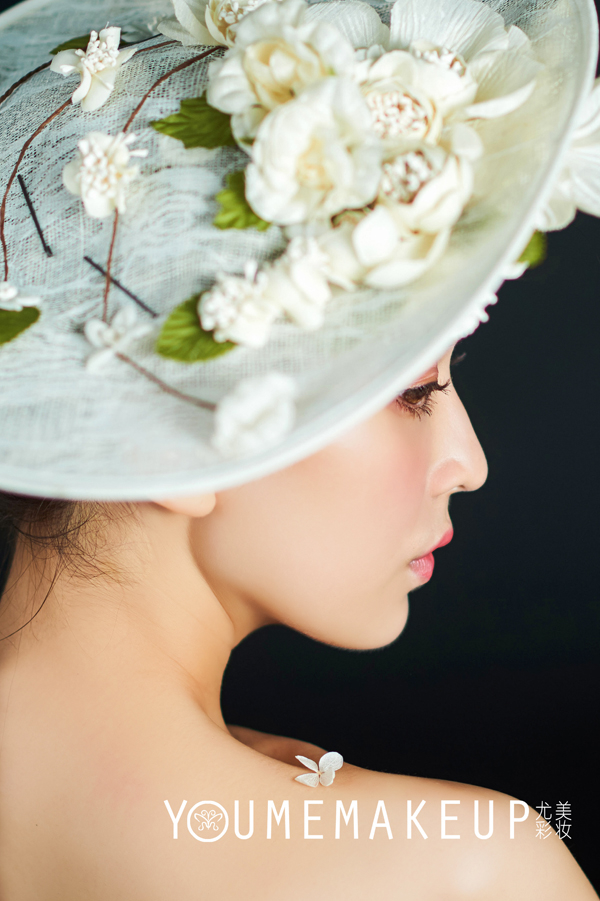 精致复古的手工礼帽 只为凝固新娘此刻的美