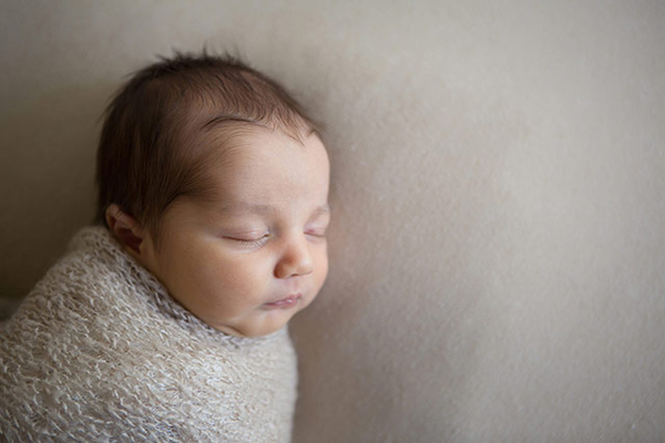 Caroline Bowen的新生儿摄影作品欣赏