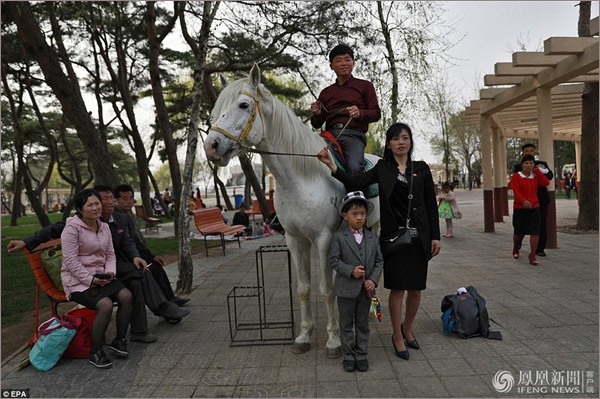 外国摄影师镜头下的朝鲜孩子 纯真而又活泼