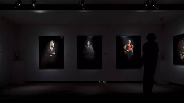 中国摄影师钟维兴巴西展览开幕，作品被里约艺术馆全部收藏！