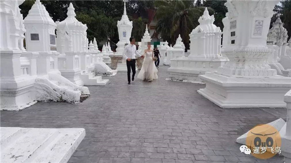 中国情侣在泰国寺庙拍婚纱照 遭狠批