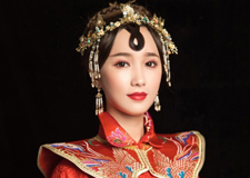 最新影楼资讯新闻-冬季中式新娘造型 演绎温婉娴熟中国风