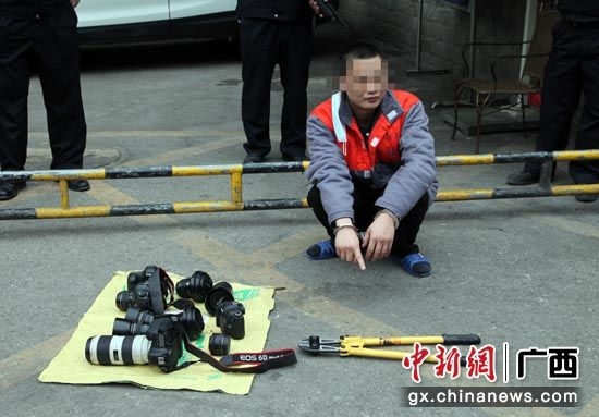 广西扶绥县警方迅速侦破影楼重大盗窃案