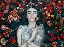 最新影楼资讯新闻-鲜花与迷雾 冷艳与华丽 Bella Kotak 童话般的公主肖像
