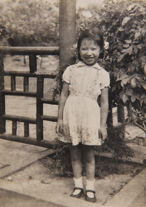 摄影师丹孃：69幅老照片记录上海一家人的一个世纪