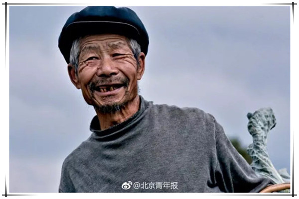 中国知名照片“滞销大爷”遭商家滥用，摄影师澄清照片真相