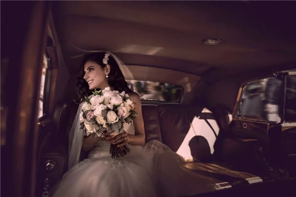 世界十大婚礼摄影师告诉你：如何才能让新人更信任你