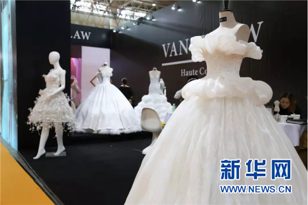 国际高端品牌扎堆中国婚博会 *****大婚纱礼服品牌落户武汉