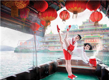 最新影楼资讯新闻-香港芭蕾舞团广告大片：*前卫 *具视觉震撼力