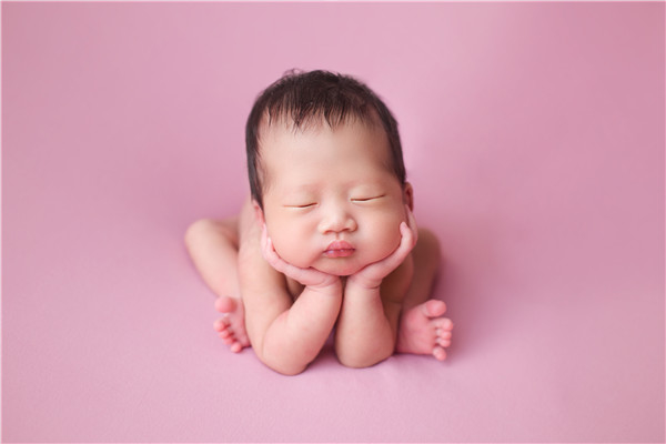專訪新生兒攝影師桃子