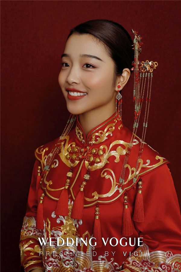 中式新娘新款发型妆容欣赏