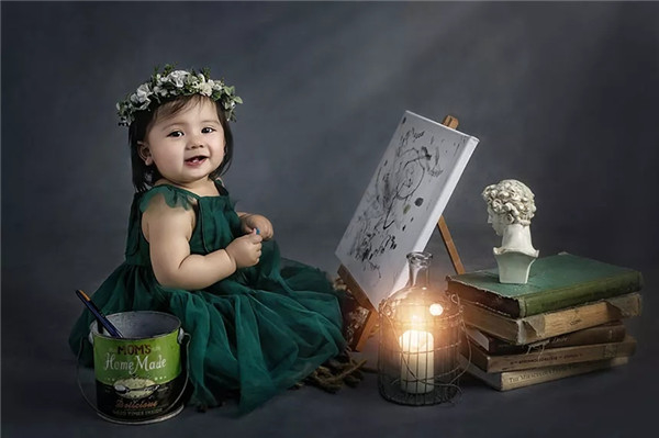 摄影教程：周岁宝宝的多样化造型与场景设计