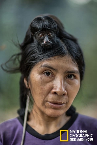 神秘的羁绊：原住民与猴子的共同生活