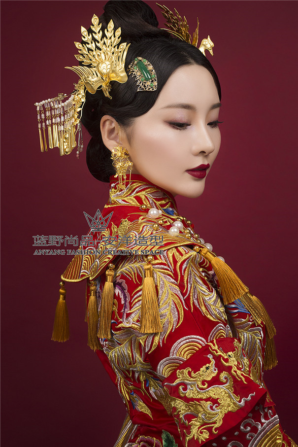 华彩中式古装造型欣赏 大气典雅