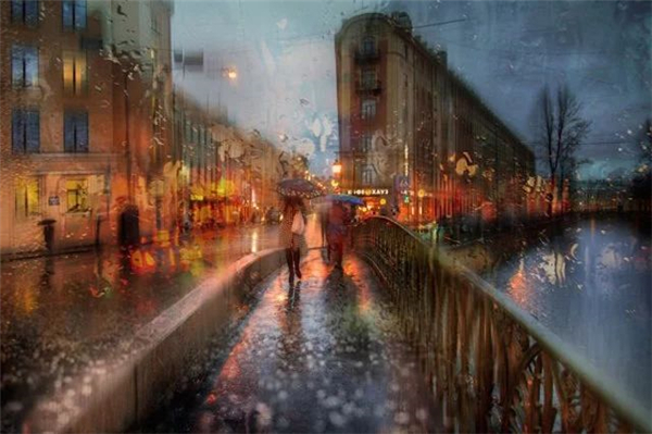 在雨中用摄影创造一幅幅浪漫的油画