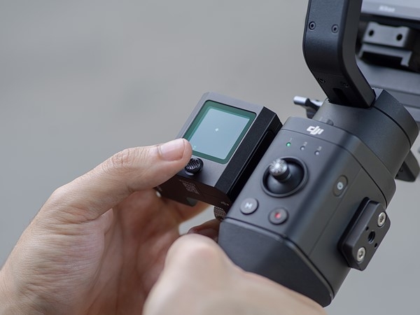 大疆发布用于无反相机的如影SC单手持稳定器
