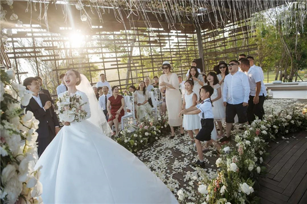 2019年的婚礼摄影市场，还适合单打独斗吗？