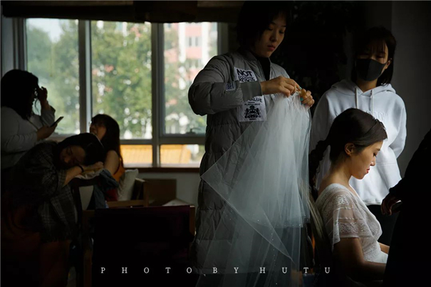 壶图：中国最接地气摄影师的“俗”与“脱俗” 