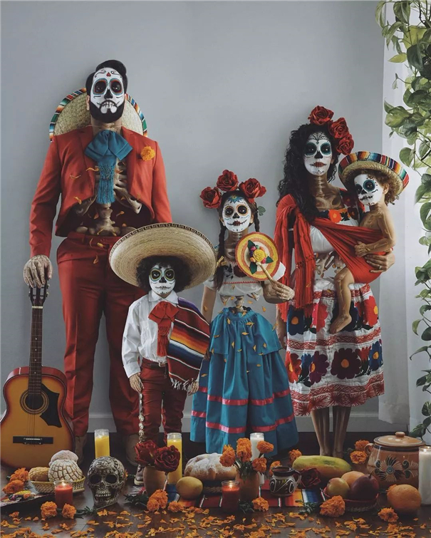 作品欣赏：Vanessa Rivera异想天开的家庭照片 