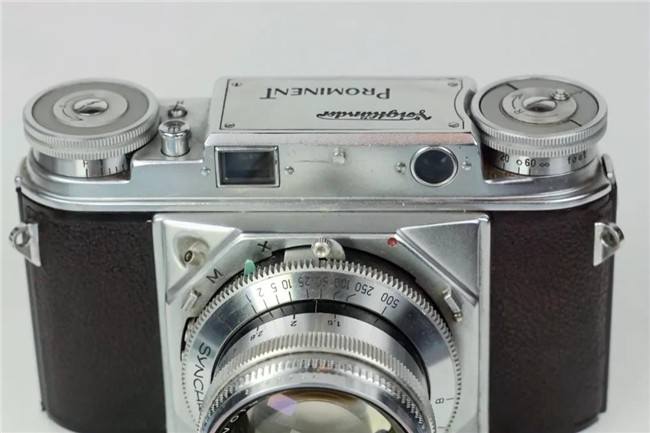 经典相机｜ 被忽视的精品--福伦达***（Prominent）35mm旁轴相机