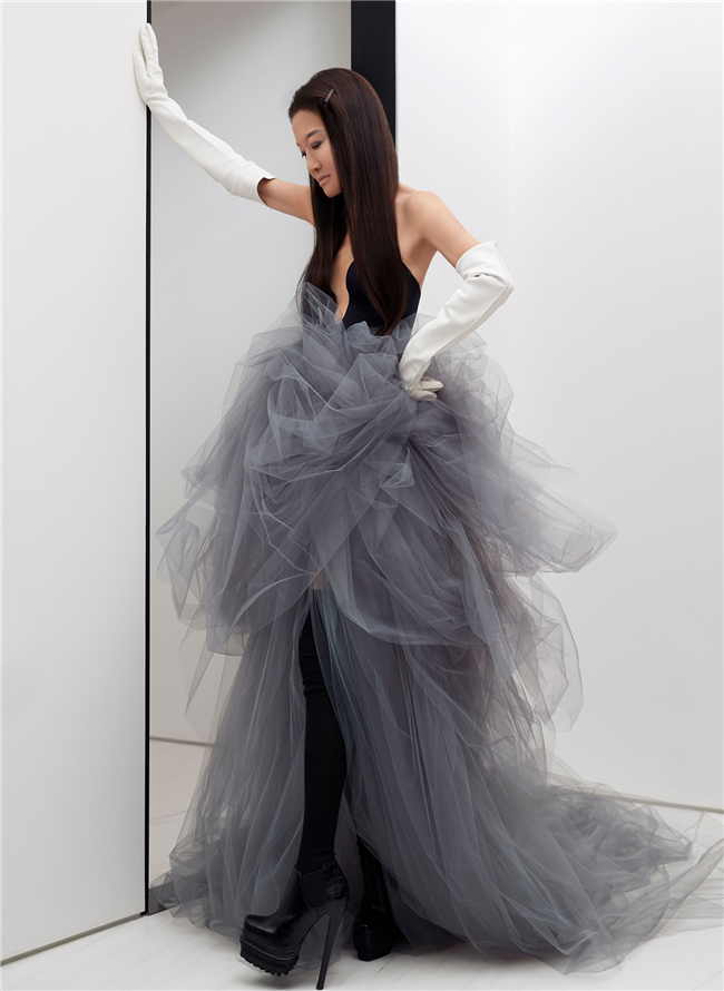 消除婚纱与成衣的界限,Vera Wang预演全新时装系列