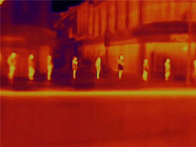 安托萬·達加塔攝影展驚艷成都，他用鏡頭聚焦疫情下的人性光芒