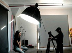 最新影楼资讯新闻-『摄影教程』七种必须掌握的简单人像布光技巧