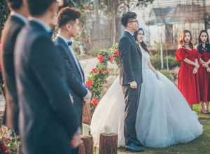 最新影楼资讯新闻-十月迎来结婚热潮，婚庆行业逐渐成长为新的朝阳产业