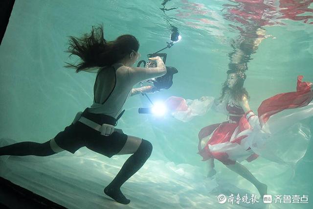 拾光｜翩跹起舞，济南85后水下摄影师打造水下舞者梦